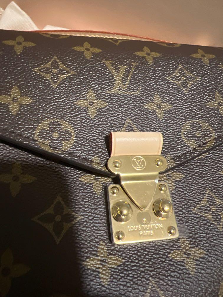 Pochette metis crooked sale lock