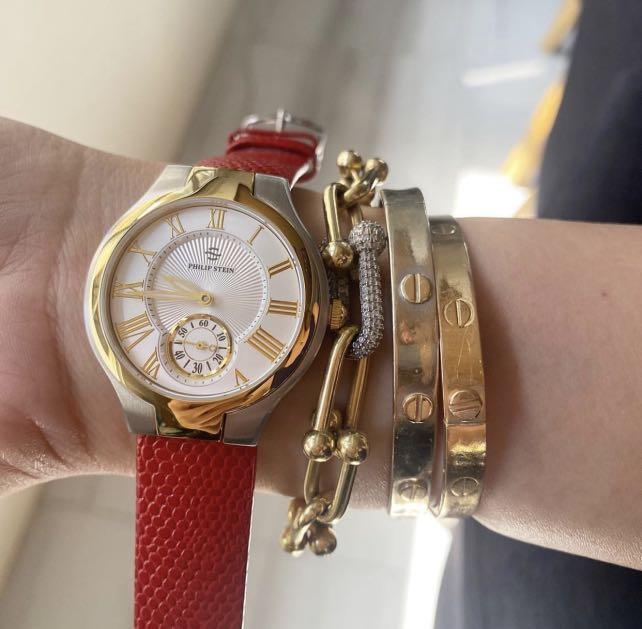 Brandnew PS ROUND TWO TONED (Category: Luxury Watches) located in Santa Ana. Submitted by astonandariana (Listing ID 1167074249, Image 2). Description: Brandnew complete with box.