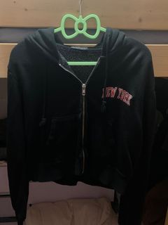 （分類：）位於 。 由 7thrifts_ 提交（商品編號 1167157987，圖片 1）。簡介： 。
