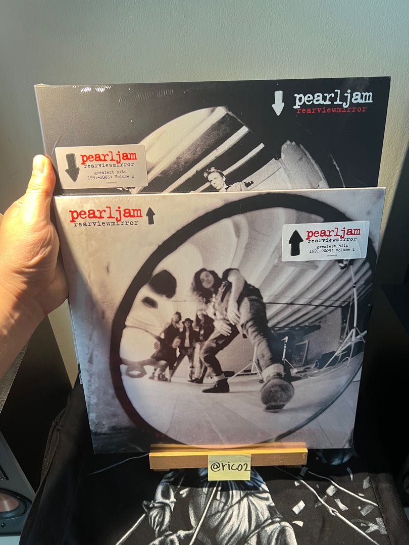BUNDLE Pearl Jam Rearviewmirror Greatest Hits 1991 2003 Vol. 1 and