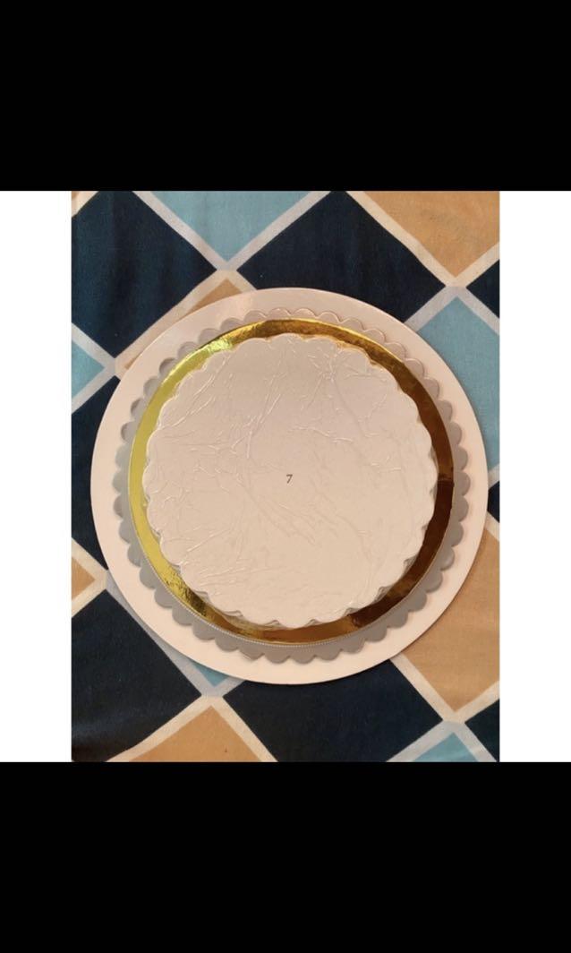 Cake Boards 7"/8"/9"/10" (Category: Bakeware) located in Dagupan City. Submitted by aa.1995 (Listing ID 1167123778, Image 1). Description: Cake Boards Sizes Available: • 7" (10php/pc) - 10pcs available • 8" (11php/pc) - 3pcs available • 9" (14php/pc) - 1pc available • 10" (18php/pc) - 2pcs available Colors available: White, Gold, Silver #cakeboards #boards #round #sturdy #quality #pastry #cake #metallic #foil #gold #white #silver #brown #laminate