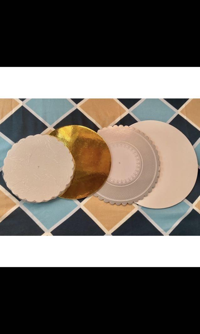 Cake Boards 7"/8"/9"/10" (Category: Bakeware) located in Dagupan City. Submitted by aa.1995 (Listing ID 1167123778, Image 2). Description: Cake Boards Sizes Available: • 7" (10php/pc) - 10pcs available • 8" (11php/pc) - 3pcs available • 9" (14php/pc) - 1pc available • 10" (18php/pc) - 2pcs available Colors available: White, Gold, Silver #cakeboards #boards #round #sturdy #quality #pastry #cake #metallic #foil #gold #white #silver #brown #laminate