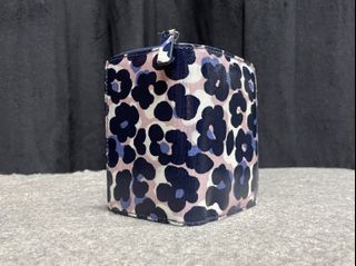 (Category: ) located in . Submitted by ftvfleamarket (Listing ID 1167121674, Image 1). Description: .