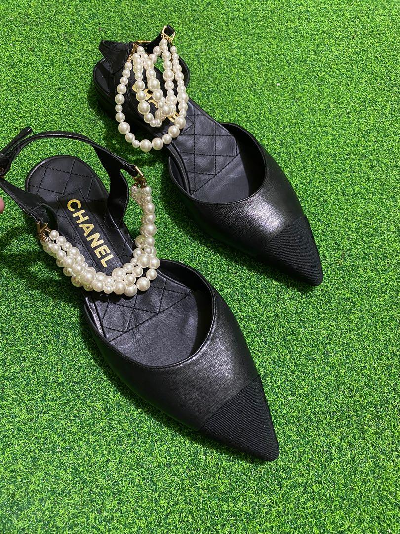 CHANEL Karl Lagerfeld Kitten Hill Camellia Chain Pearls Vintage Shoes 39  Mint For Sale at 1stDibs