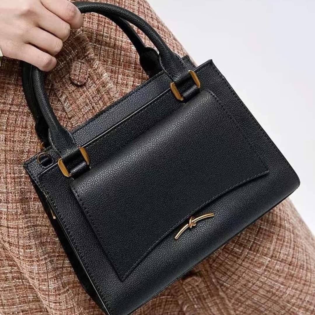 Charles & Keith Huxley, Women's Fashion, Bags & Wallets, Tote Bags on ...