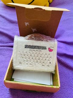 （分類：）位於 。 由 meowmoew2021 提交（商品編號 1167116638，圖片 1）。簡介： 。