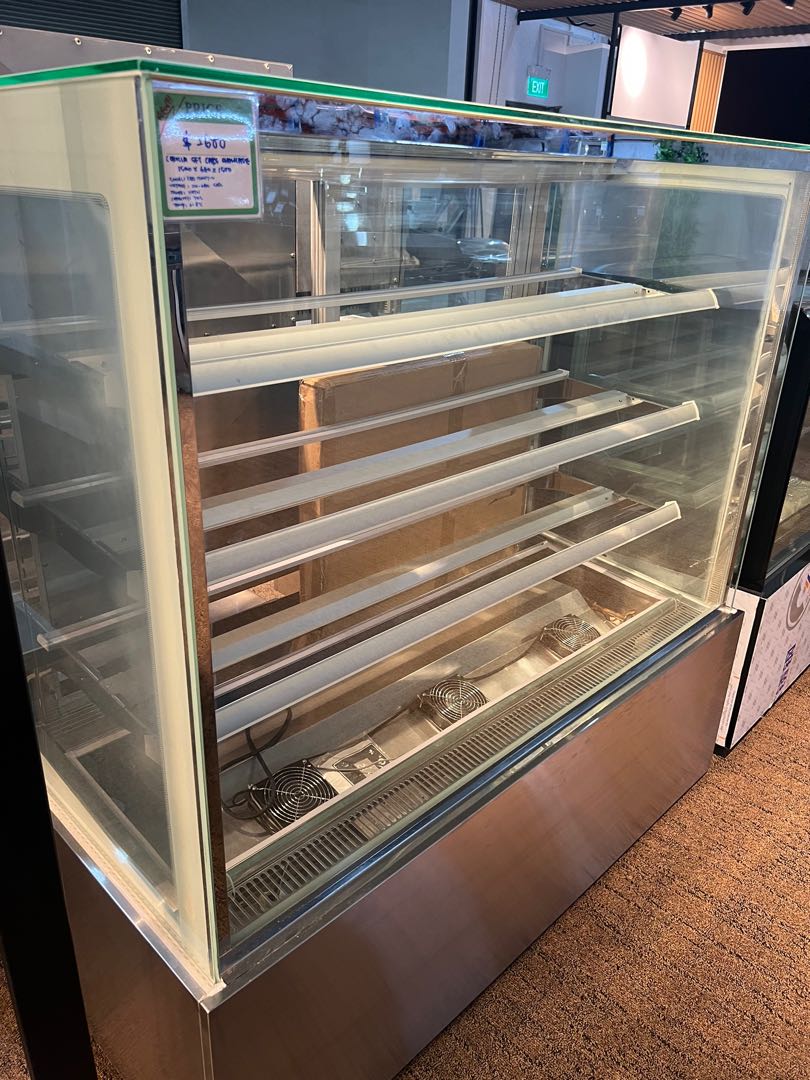 Corolla 5Ft Cake Showcase, TV & Home Appliances, Kitchen Appliances