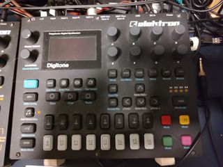 （分類：）位於 。 由 su501 提交（商品編號 1167103344，圖片 1）。簡介： 。