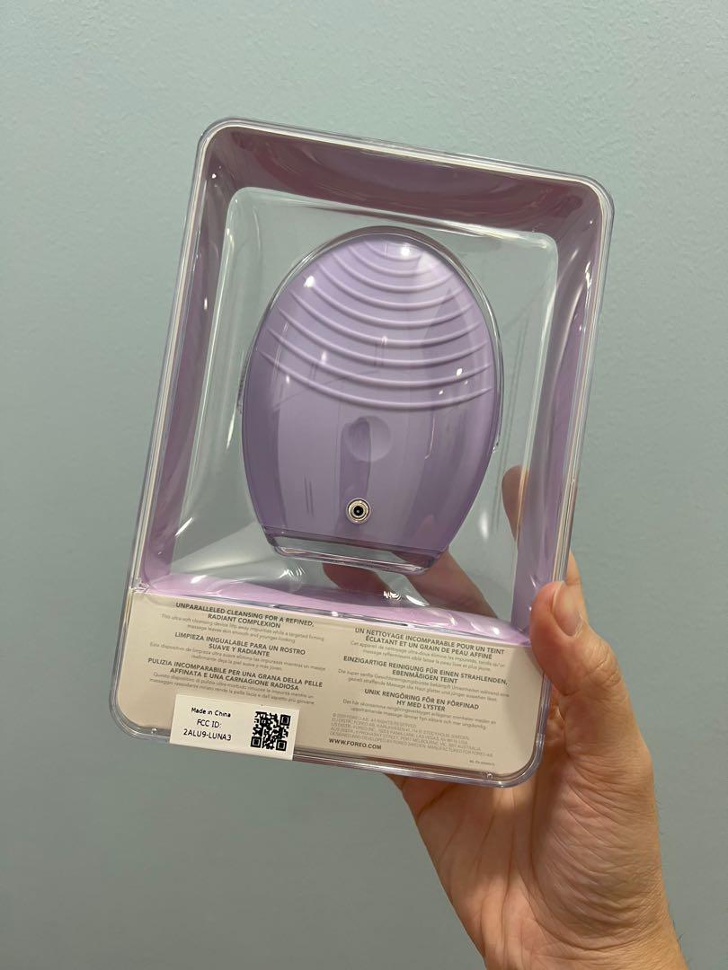 FOREO LUNA 3 (Category: Face Care) located in Caloocan City. Submitted by betsbuy (Listing ID 1167151867, Image 3). Description: Foreo luna 3 for sensitive skin Brand new, unopened Orig price: 15,900. Selling for 13,000..