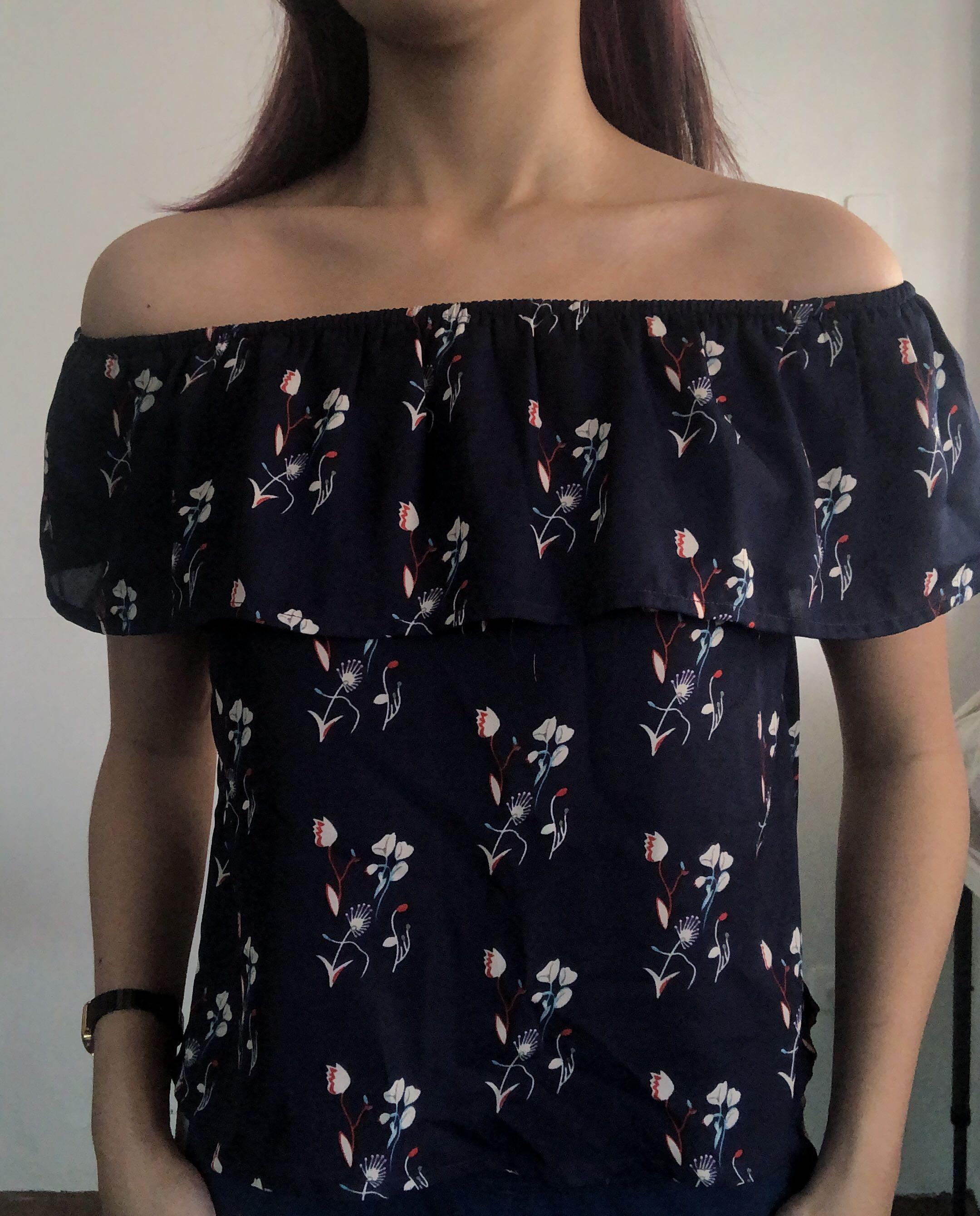 [FORME] Navy Blue Floral Off-Shoulder Top (Category: Others Tops) located in Manila. Submitted by miumusee (Listing ID 1129993724, Image 2). Description: •Item will be washed before shipping to ensure cleanliness •There are no visible damages and still looks brand new • Payment through G-cash only • Shipping fee will be shouldered by the buyer .