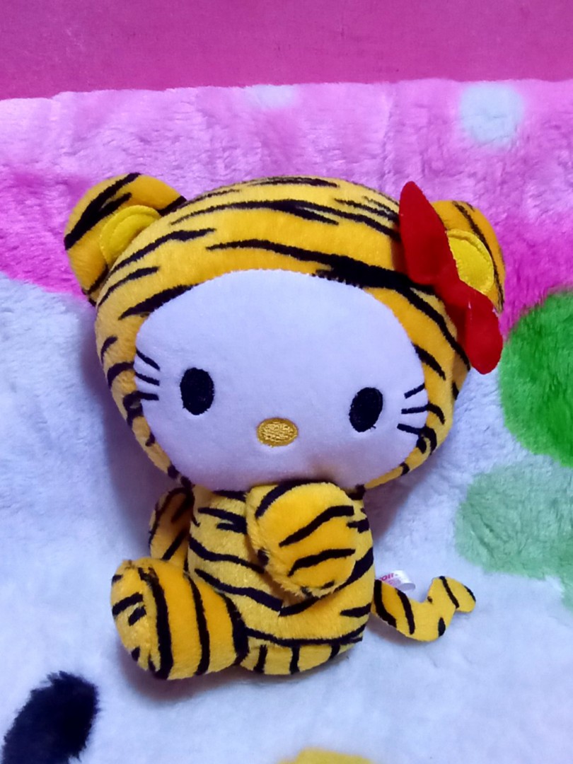 Hello Kitty Tiger, Hobbies & Toys, Toys & Games on Carousell