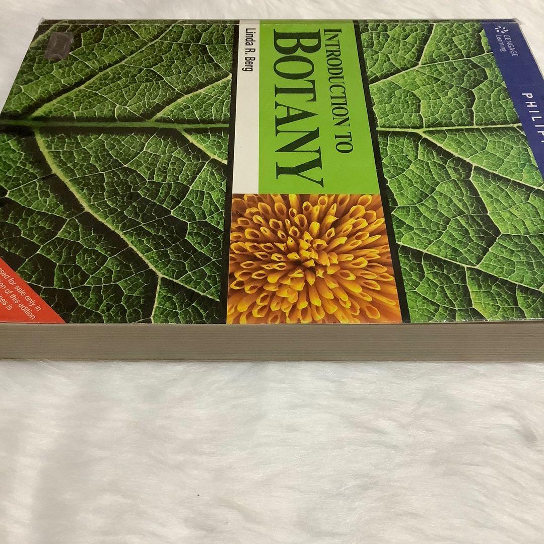 Introduction to Botany Linda Berg, Hobbies & Toys, Books & Magazines