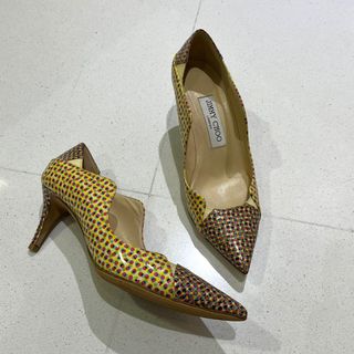 bcbg yellow pumps