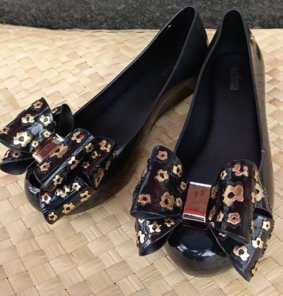 JUAL RUGI MELISSA SHOES ULTRAGIRL SWEET XXII BLACK STOCK TERAKHIR Fesyen Wanita Sepatu di Carousell