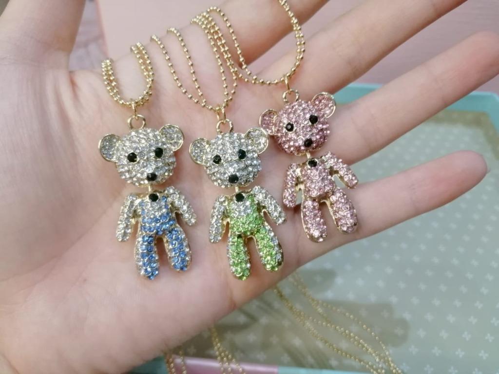 Diamond top bear necklace