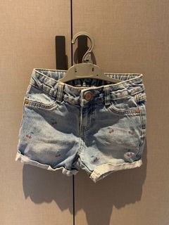 (Category: ) located in . Submitted by bsyl72 (Listing ID 1167027702, Image 1). Description: .