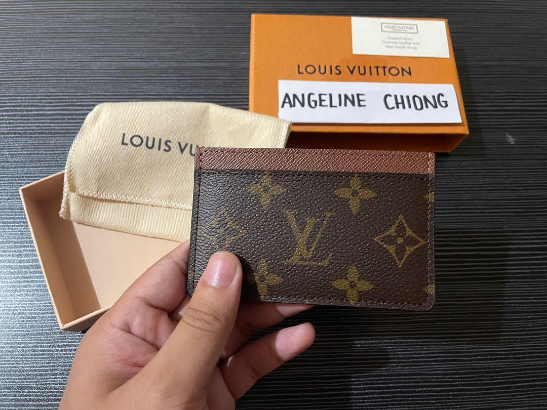 Louis Vuitton LV Card Holder Wallet Monogram Like New, Women's Fashion, Bags  & Wallets, Wallets & Card holders on Carousell
