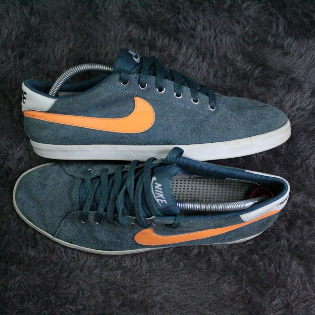 nike eastham mid