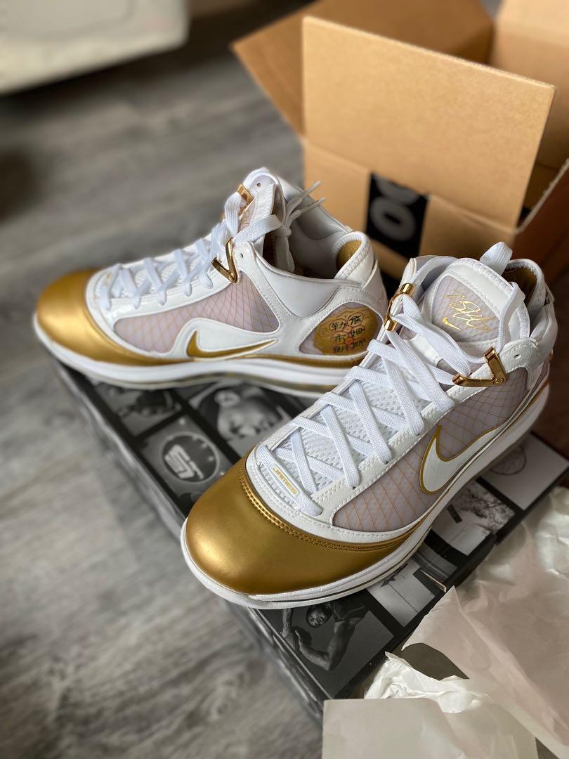 Nike LeBron 7
