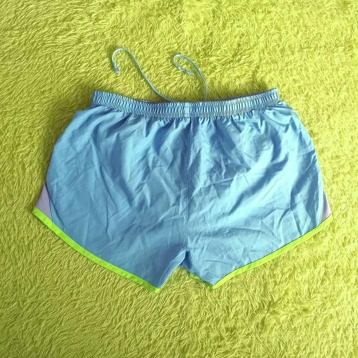 NIKE WOMEN RUNNING SHORTS - CELANA 
