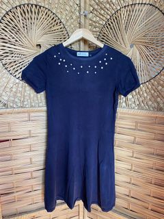 (Category: ) located in . Submitted by tailored.thrift (Listing ID 1167170251, Image 1). Description: .