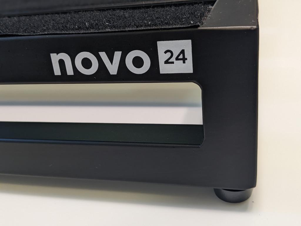 Pedaltrain Novo 24 Pedalboard includes padded case, Hobbies & Toys