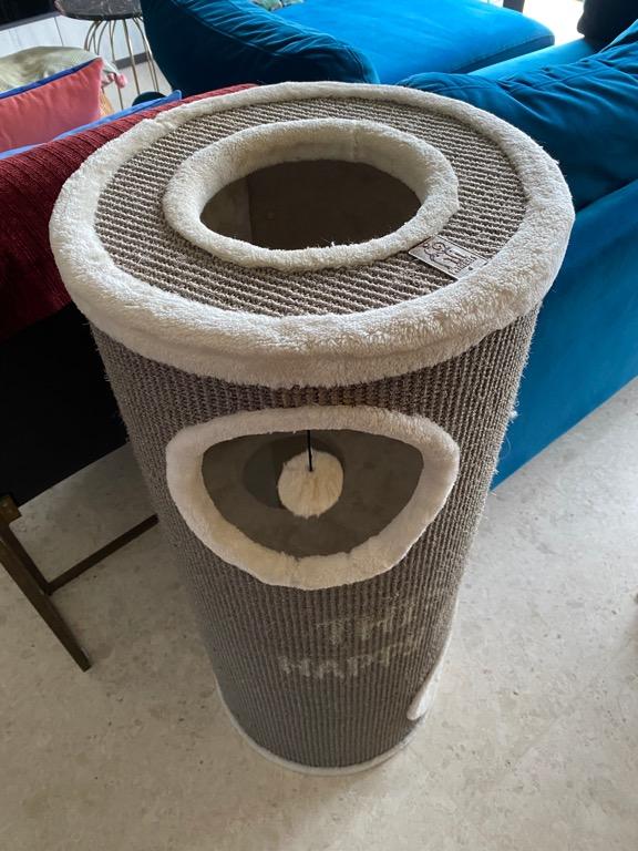 Cat House/ Cat Tree Petrebels Champions Only Barrel 90, Pet Supplies