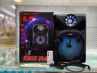 Portable Bluetooth Speaker with remote and microphone 🎤‼️
