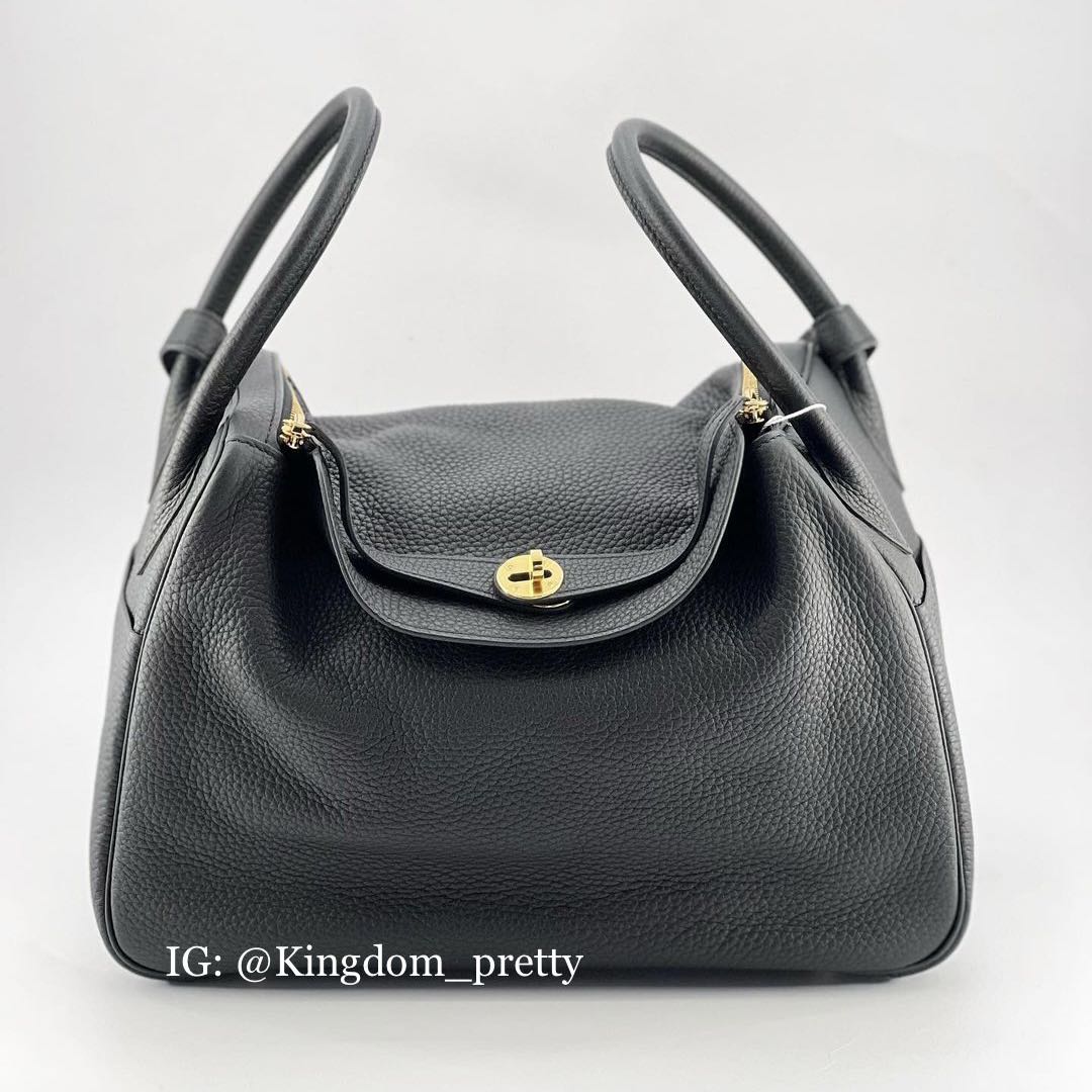 Preorder Hermes Lindy 34 Black/ Gold Hardware Shoulder Bag, Luxury, Bags & Wallets on Carousell
