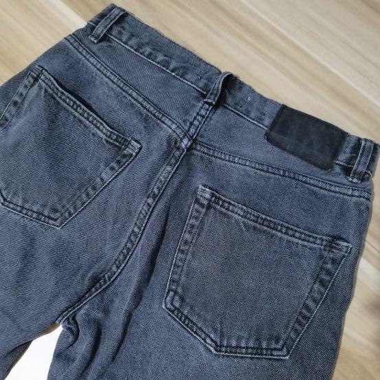 Pull&Bear Black Jeans (Category: Jeans) located in Quezon City. Submitted by dclutter_ph (Listing ID 1167064367, Image 3). Description: rfs: too short for me length: 32in can fit 24-26in waistline discount available for two or more purchases :).