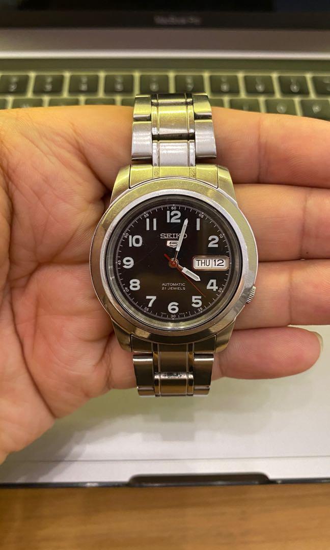 Seiko 5 discount with 20mm lugs