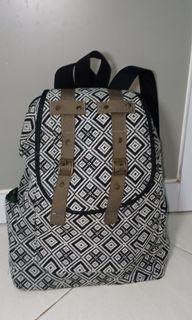 Tas Ransel Rajutan