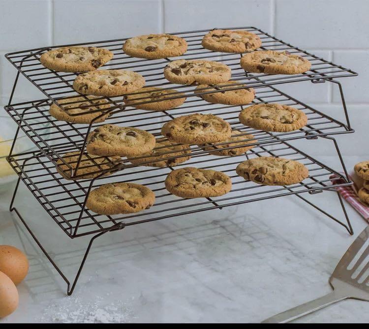 Three Stackable Cooling Rack, Furniture & Home Living, Kitchenware
