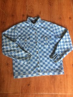 (Category: ) located in . Submitted by Wear_Dose (Listing ID 1167105989, Image 1). Description: .