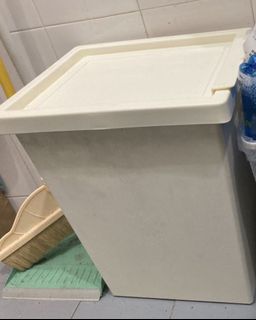 （分類：）位於 。 由 hksteph 提交（商品編號 1167091169，圖片 1）。簡介： 。