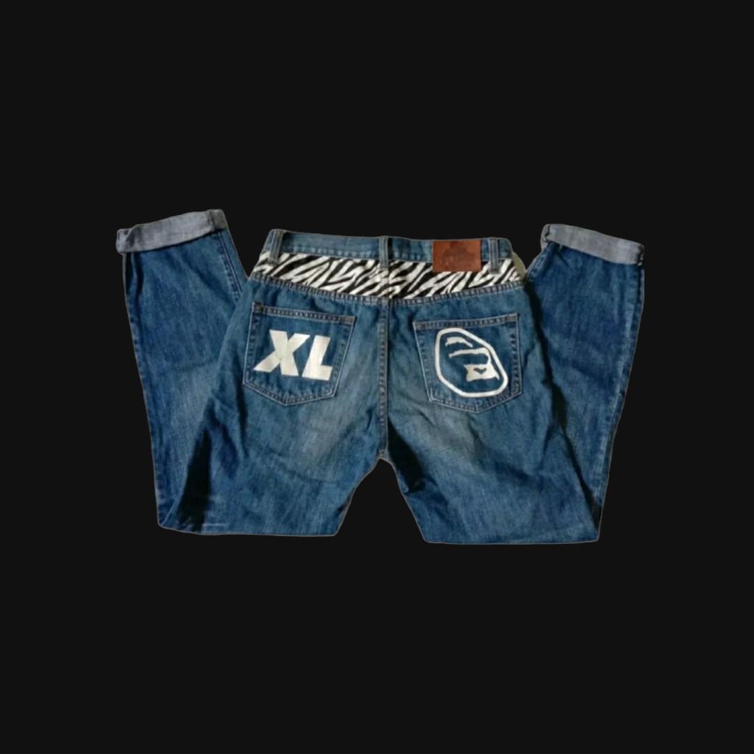 XLARGE Denim Jeans (Category: Jeans) located in Ozamiz City. Submitted by JuanPick (Listing ID 1124635833, Image 1). Description: Can fit 30-32 Authentic Excellent Condition Hairline Cracks.
