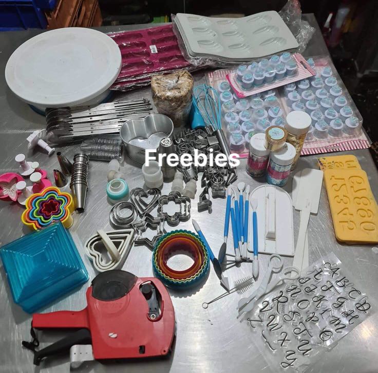 2nd hand bakery equipment, Furniture & Home Living, Kitchenware