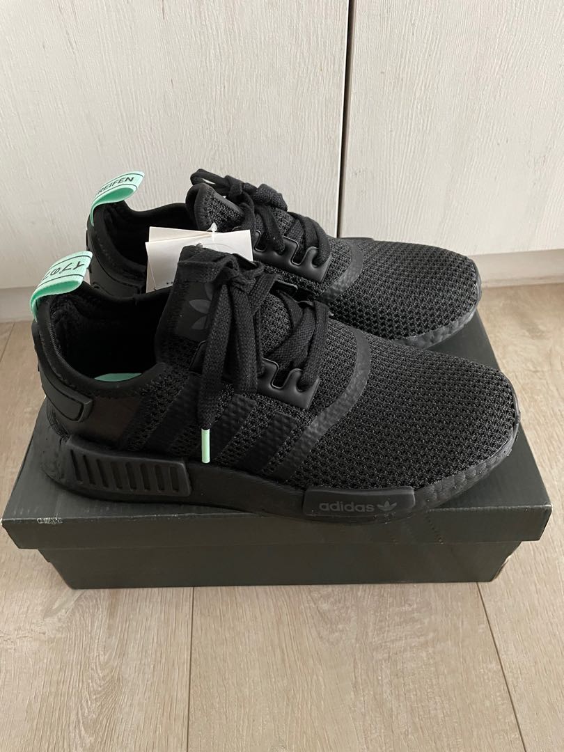 Black and best sale mint nmd