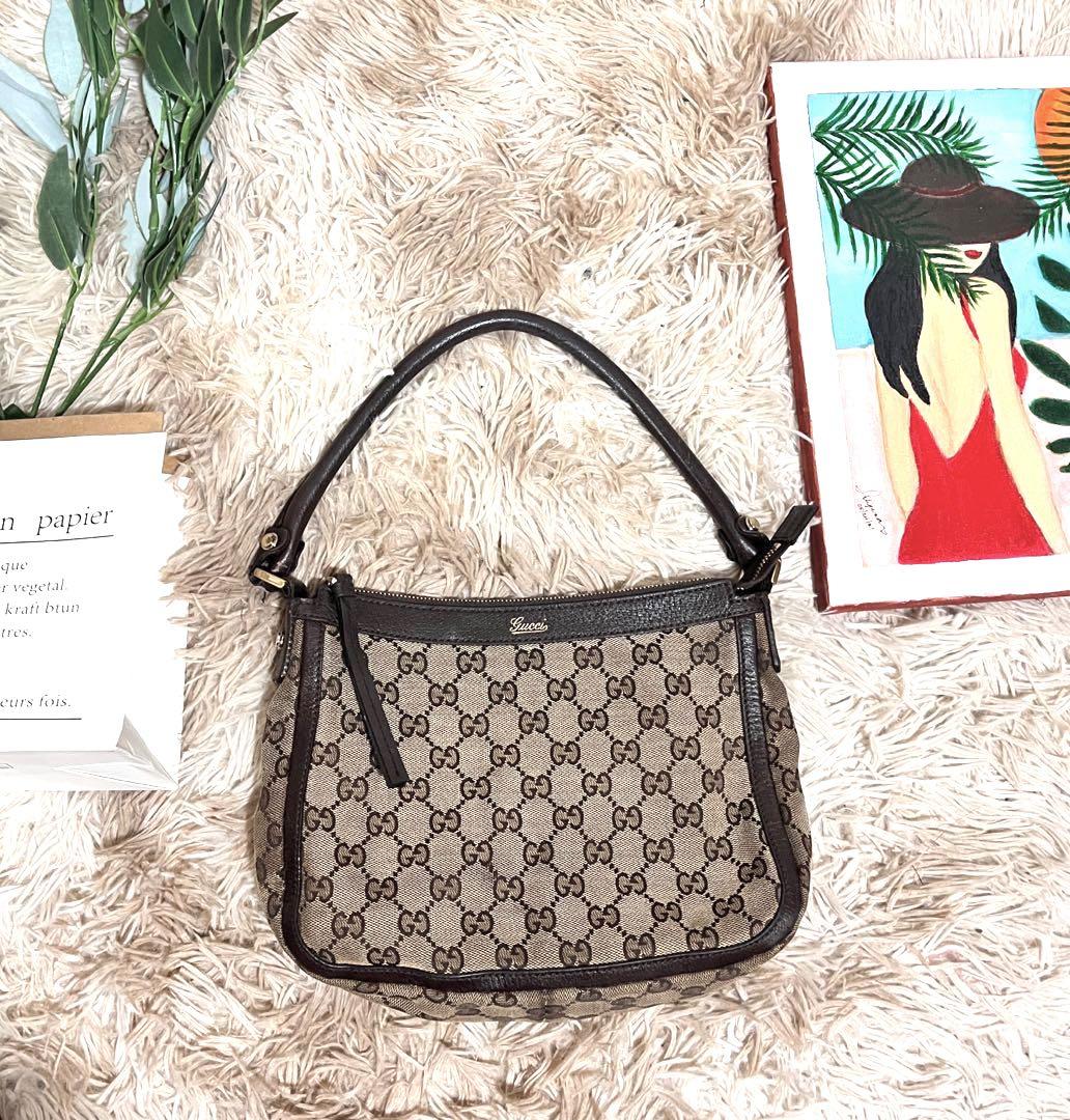 Vintage canvas shoulder bag gucci hotsell