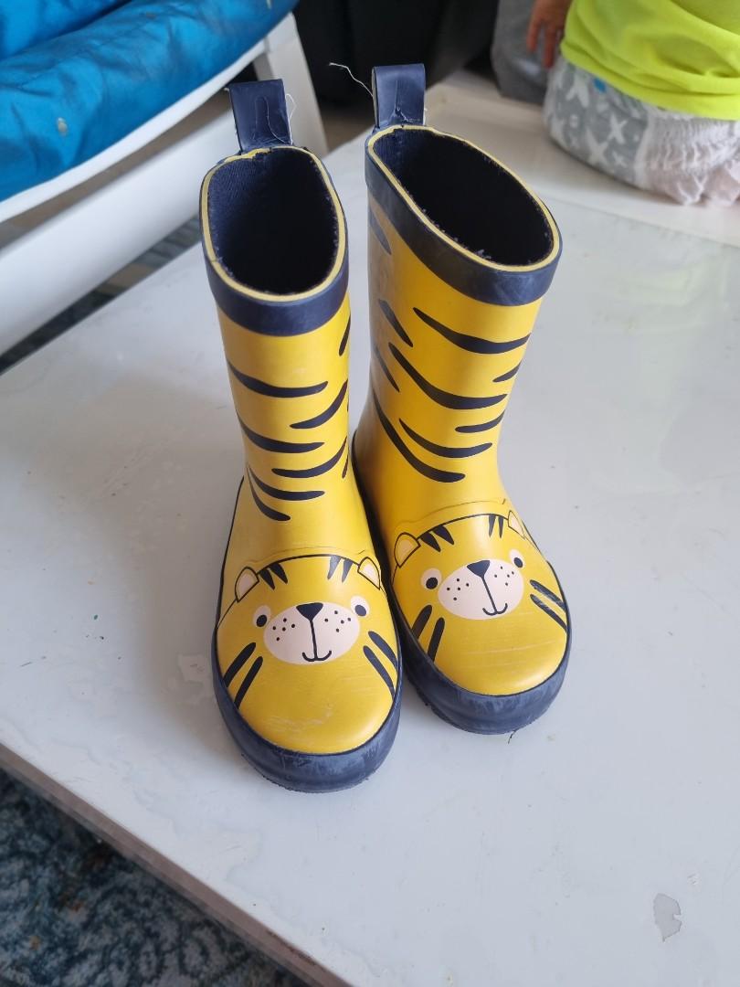 Size 2 deals baby rain boots