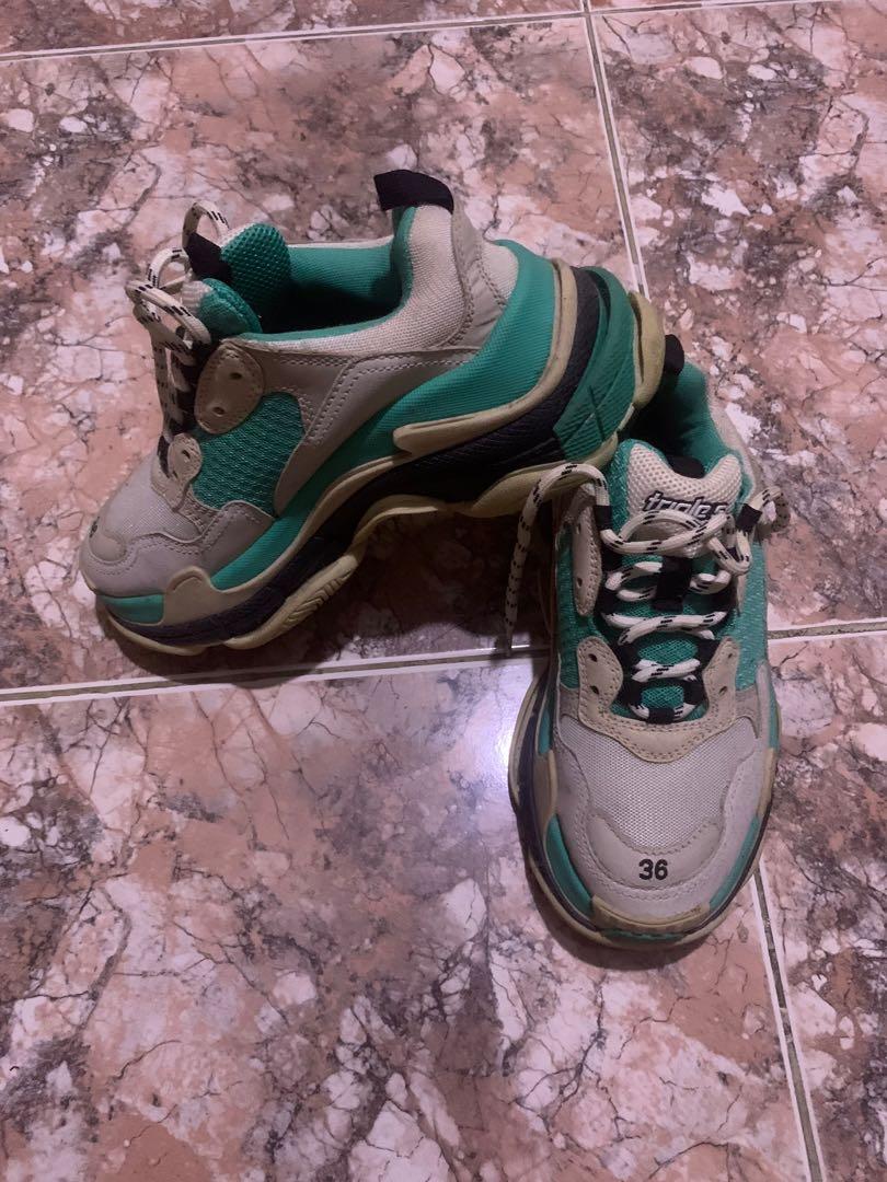 balenciaga triple s white 36