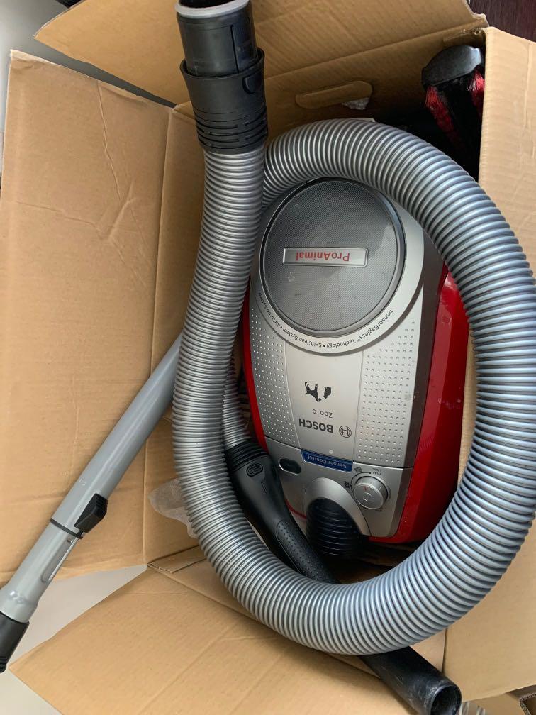 Bosch Zoo Vaccume cleaner, TV & Home Appliances, Vacuum Cleaner