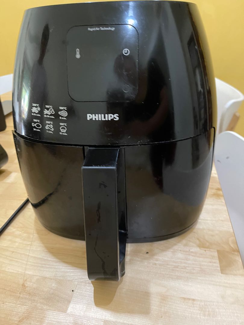 Broken Air Fryer FOR PARTS, TV & Home Appliances, Other Home Appliances