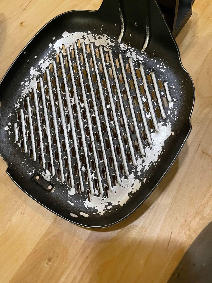 Broken Air Fryer FOR PARTS, TV & Home Appliances, Other Home Appliances