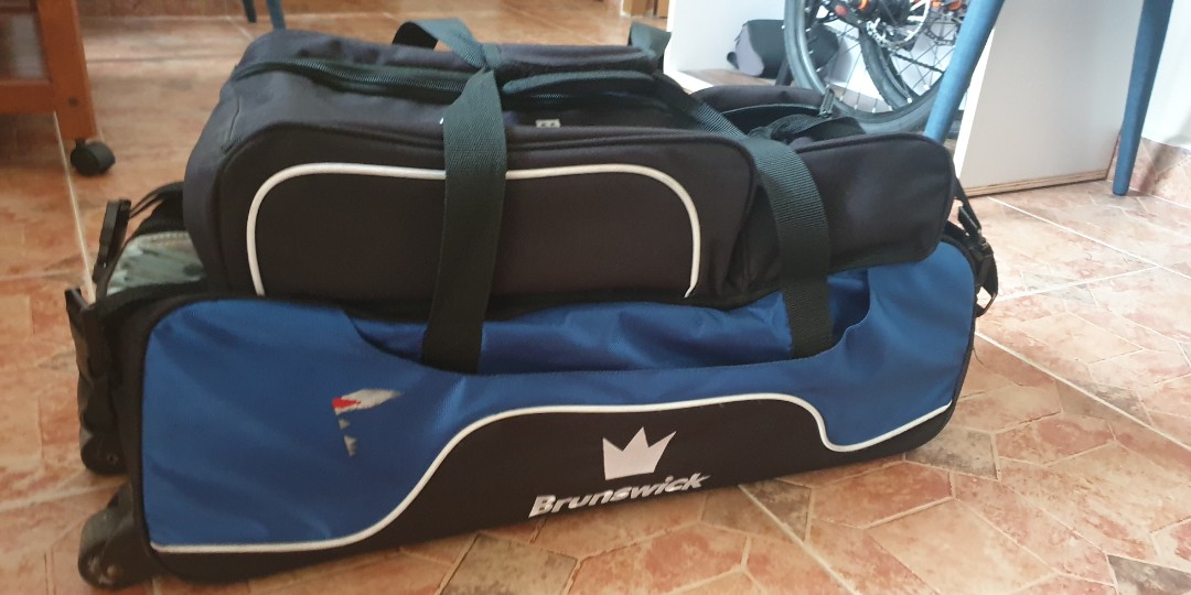 Brunswick 3 ball roller bag, Sports Equipment, Sports & Games