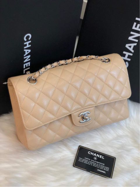 Medium caviar best sale chanel bag