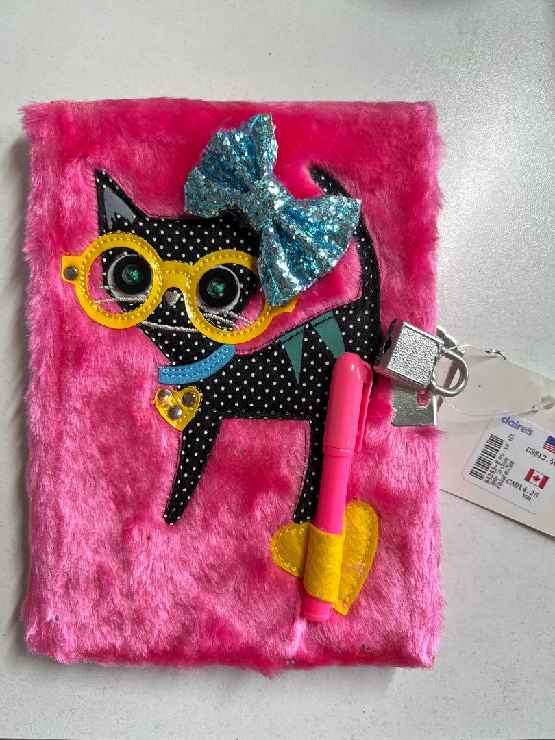 全新Claire’s notebook with lock, 筆記簿, 出口, 興趣及遊戲, 手作＆自家設計, 文具 - Carousell