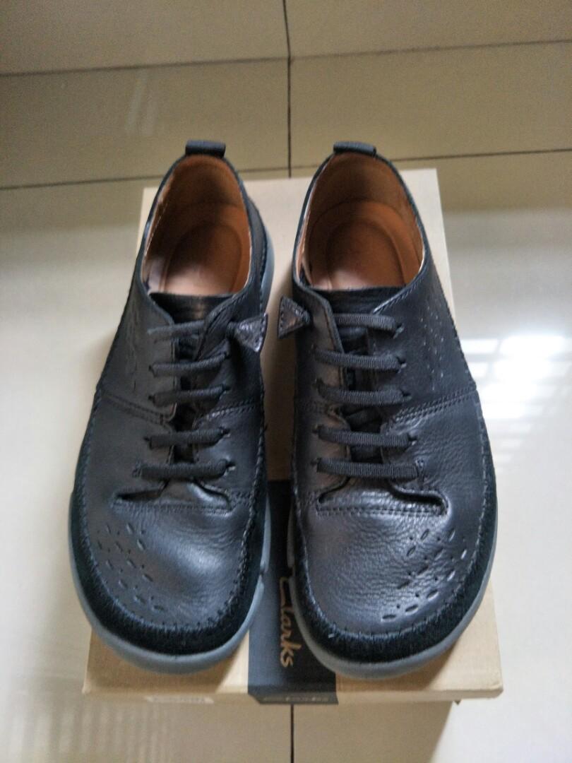 Clarks trifri slip best sale