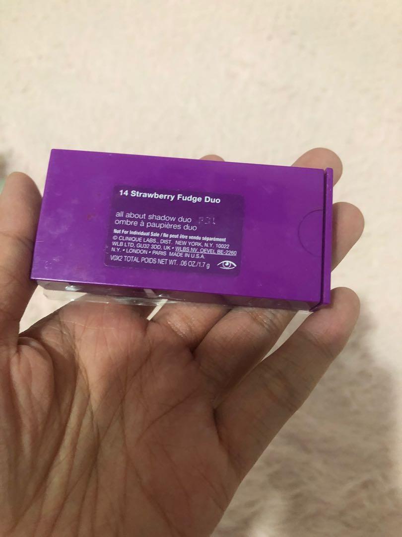 Clinique Strawberry Duo eyeshadow (Category: Makeup) located in Manila. Submitted by chelseaaudrey (Listing ID 1167373817, Image 2). Description: Sealed Authentic fromthe US.