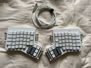 (Category: ) located in . Submitted by ongjinzen (Listing ID 1167312591, Image 1). Description: .
